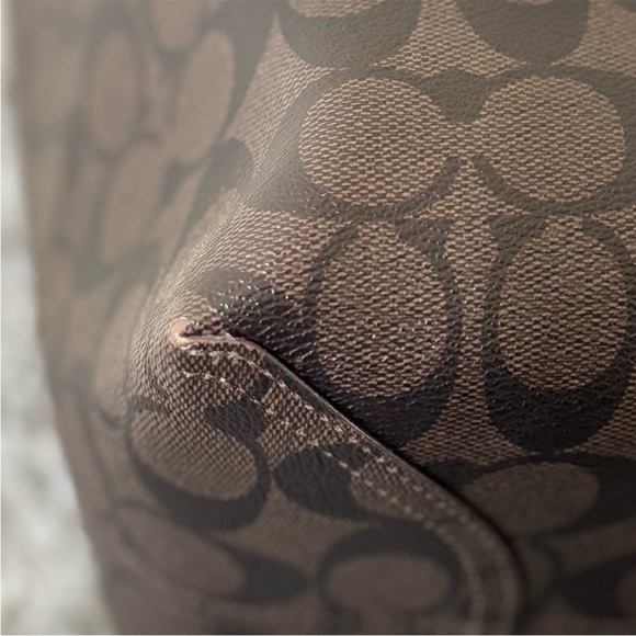 COACH Reversible Brown/Old Rose Signature Coated Canvas Leather City Tote - Picture 6 of 15